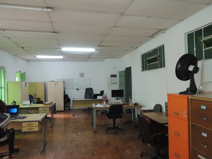 Sala Comercial à venda, 1630m2 em Cambuci, São Paulo - SP - imagem 3 Foto 3 de Sala Comercial à venda, 1630m2 em Cambuci, São Paulo - SP