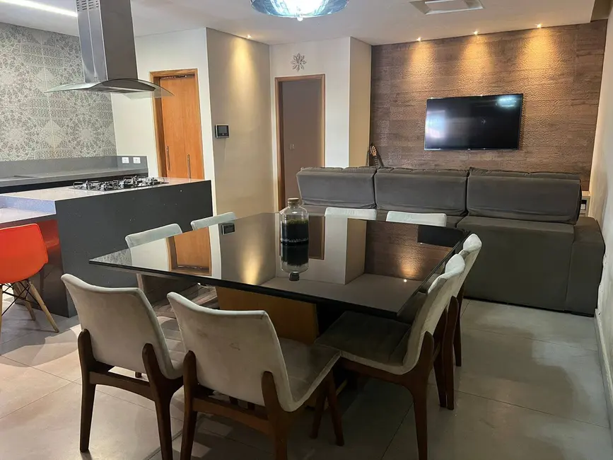 Foto 3 de Sobrado com 3 quartos à venda, 196m2 em Vila Carrão, São Paulo - SP