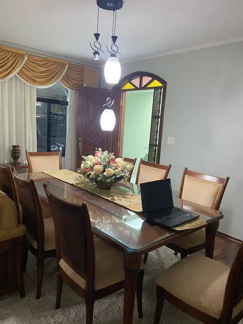 Sobrado com 3 quartos à venda, 300m2 em Vila Formosa, São Paulo - SP - imagem 8 Foto 8 de Sobrado com 3 quartos à venda, 300m2 em Vila Formosa, São Paulo - SP