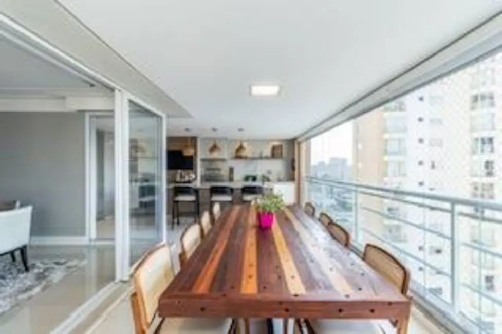 Foto 6 de Apartamento com 3 quartos à venda, 224m2 em Tatuapé, São Paulo - SP