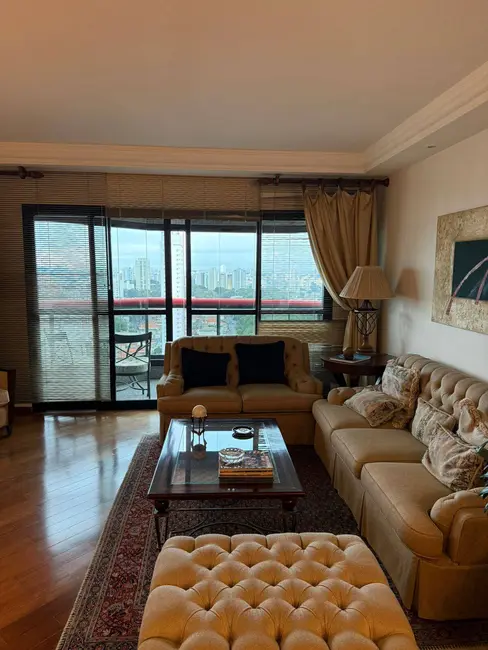 Apartamento com 3 quartos à venda, 180m2 em Tatuapé, São Paulo - SP - imagem 1 Foto 1 de Apartamento com 3 quartos à venda, 180m2 em Tatuapé, São Paulo - SP