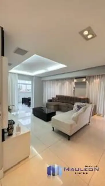 Apartamento com 3 quartos à venda, 215m2 em Aclimação, São Paulo - SP - imagem 1 Foto 1 de Apartamento com 3 quartos à venda, 215m2 em Aclimação, São Paulo - SP