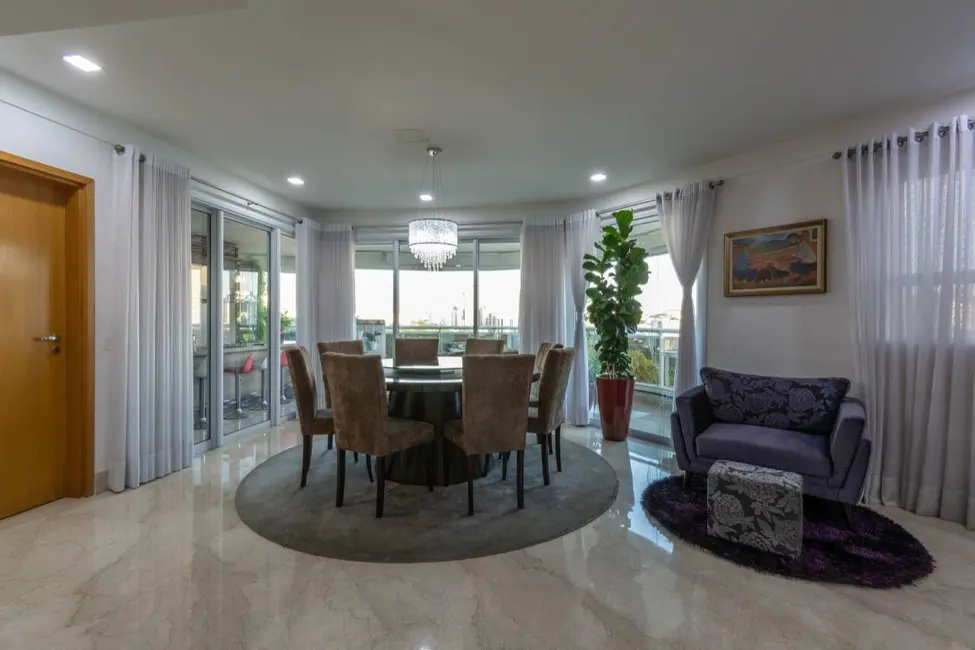 Apartamento com 3 quartos à venda, 200m2 em Jardim Anália Franco, São Paulo - SP - imagem 4 Foto 4 de Apartamento com 3 quartos à venda, 200m2 em Jardim Anália Franco, São Paulo - SP