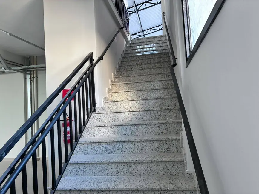 Foto 7 de Armazém / Galpão à venda e para alugar, 4200m2 em Cambuci, São Paulo - SP