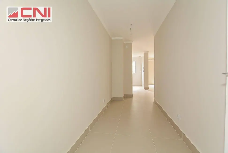 Cobertura com 2 quartos à venda, 179m2 em Tarumã, Curitiba - PR - imagem 3 Foto 3 de Cobertura com 2 quartos à venda, 179m2 em Tarumã, Curitiba - PR