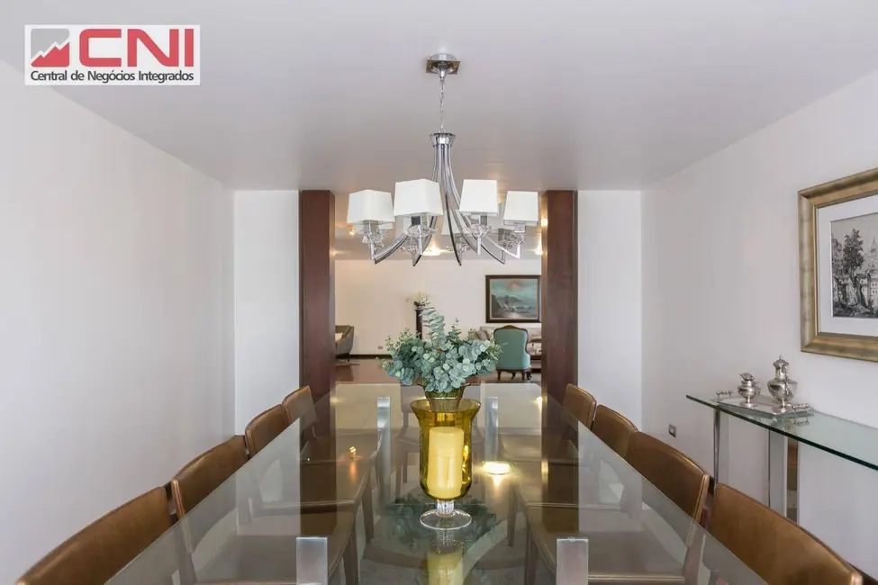 Casa de Condomínio com 4 quartos à venda, 1006m2 em Santo Inácio, Curitiba - PR - imagem 8 Foto 8 de Casa de Condomínio com 4 quartos à venda, 1006m2 em Santo Inácio, Curitiba - PR