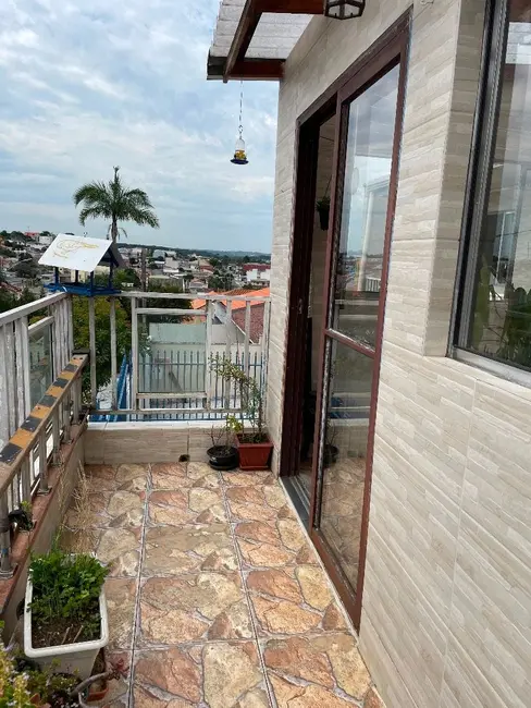 Sobrado com 6 quartos à venda, 300m2 em Alto Boqueirão, Curitiba - PR - imagem 7 Foto 7 de Sobrado com 6 quartos à venda, 300m2 em Alto Boqueirão, Curitiba - PR