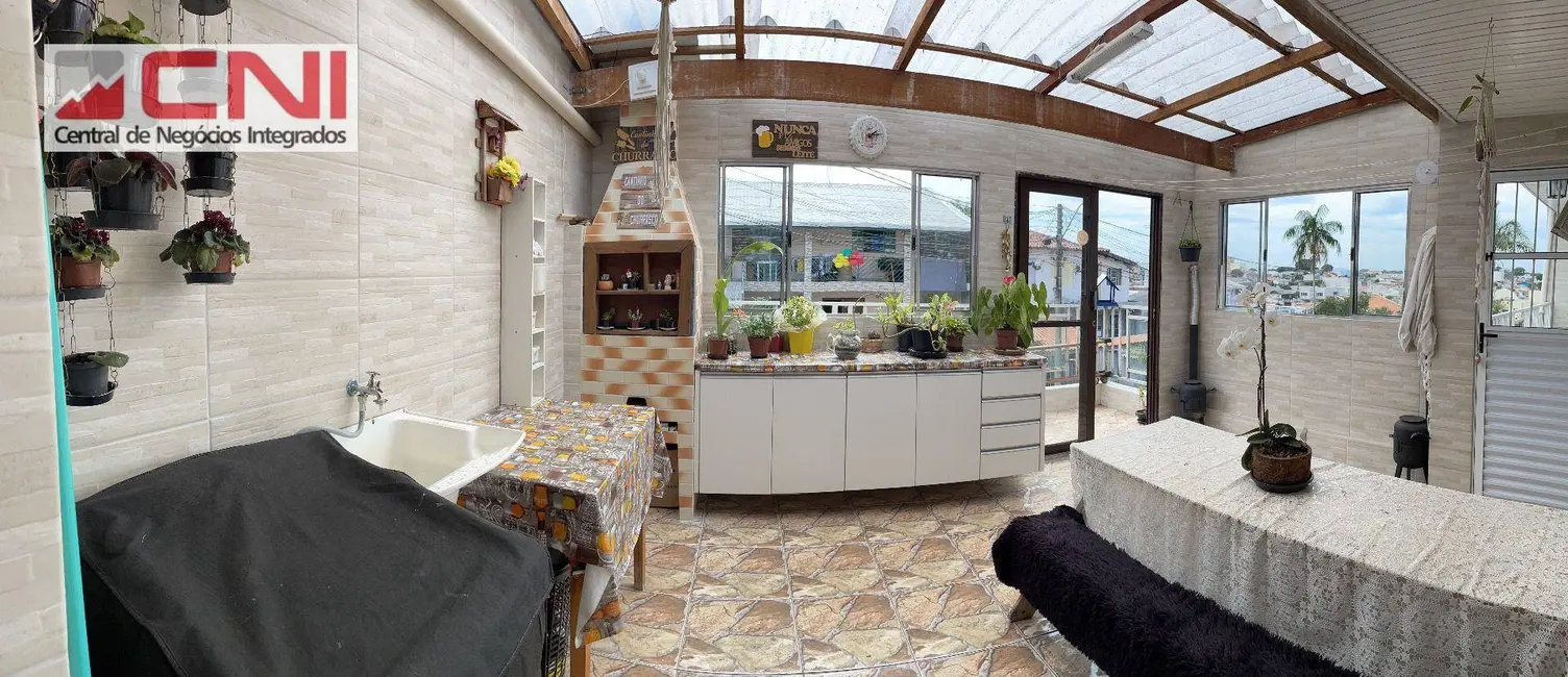 Sobrado com 6 quartos à venda, 300m2 em Alto Boqueirão, Curitiba - PR - imagem 4 Foto 4 de Sobrado com 6 quartos à venda, 300m2 em Alto Boqueirão, Curitiba - PR