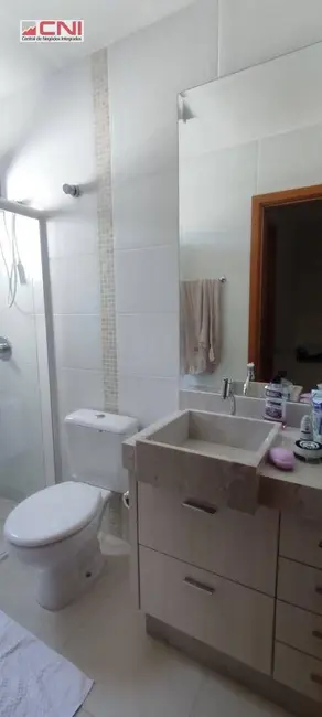 Foto 5 de Sobrado com 3 quartos à venda, 102m2 em Jardim Carvalho, Ponta Grossa - PR