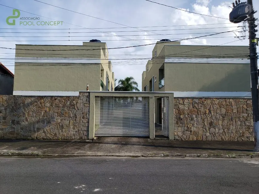 Foto 2 de Casa com 3 quartos à venda, 173m2 em Jardim Britânia, Caraguatatuba - SP