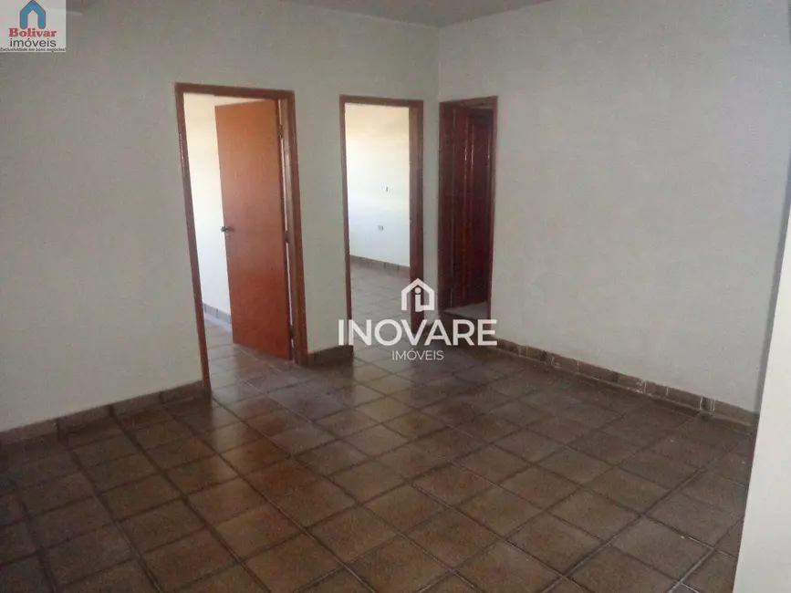 Apartamento com 3 quartos para alugar, 12m2 em Itumbiara - GO - imagem 8 Foto 8 de Apartamento com 3 quartos para alugar, 12m2 em Itumbiara - GO