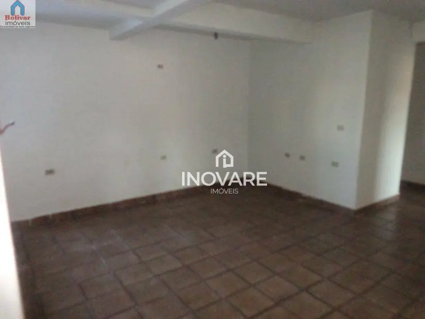 Apartamento com 3 quartos para alugar, 12m2 em Itumbiara - GO - imagem 9 Foto 9 de Apartamento com 3 quartos para alugar, 12m2 em Itumbiara - GO