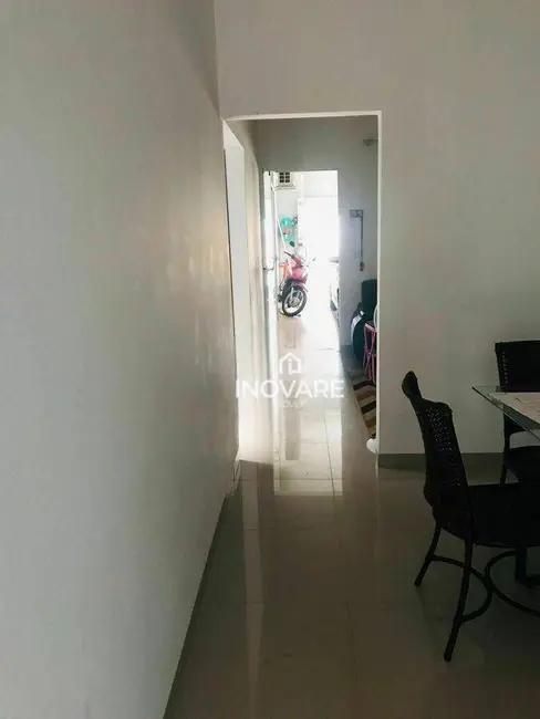 Foto 2 de Casa com 2 quartos à venda, 220m2 em Setor Buritys, Itumbiara - GO