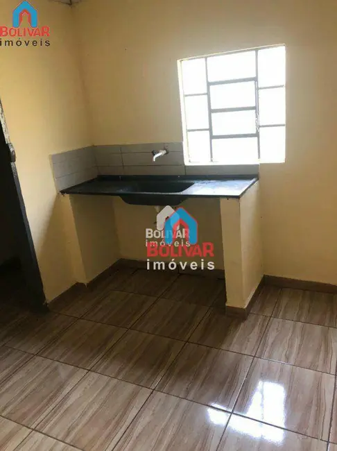 Foto 7 de Casa com 2 quartos para alugar, 360m2 em Itumbiara - GO