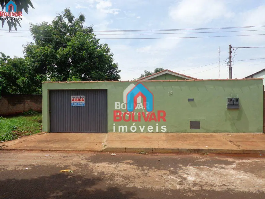 Foto 1 de Casa com 2 quartos para alugar, 360m2 em Itumbiara, GO
