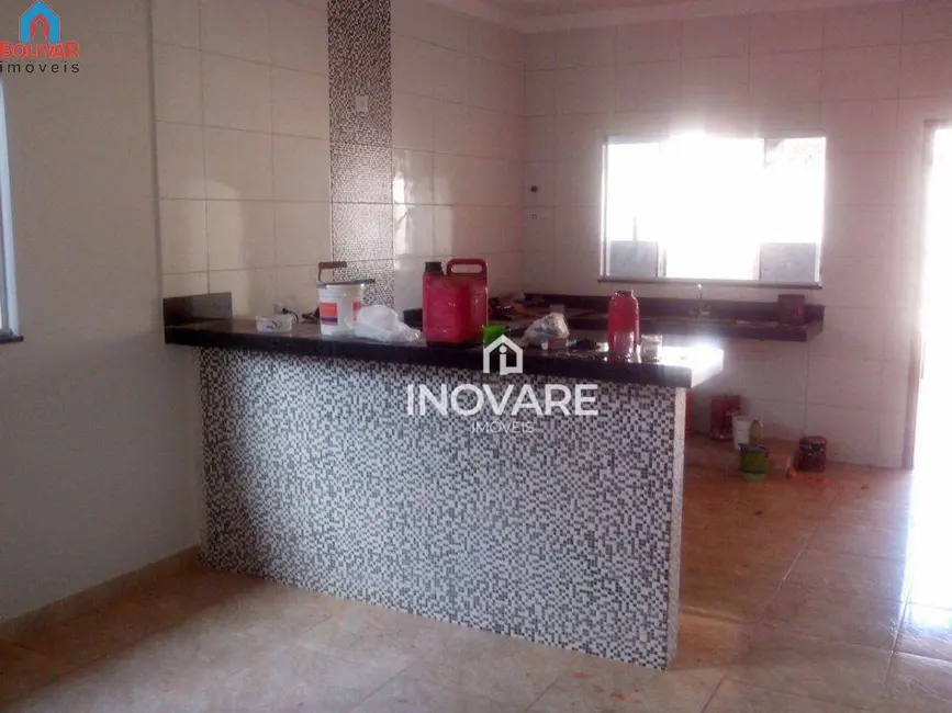 Casa com 3 quartos à venda, 250m2 em Cachoeira Dourada - GO - imagem 8 Foto 8 de Casa com 3 quartos à venda, 250m2 em Cachoeira Dourada - GO