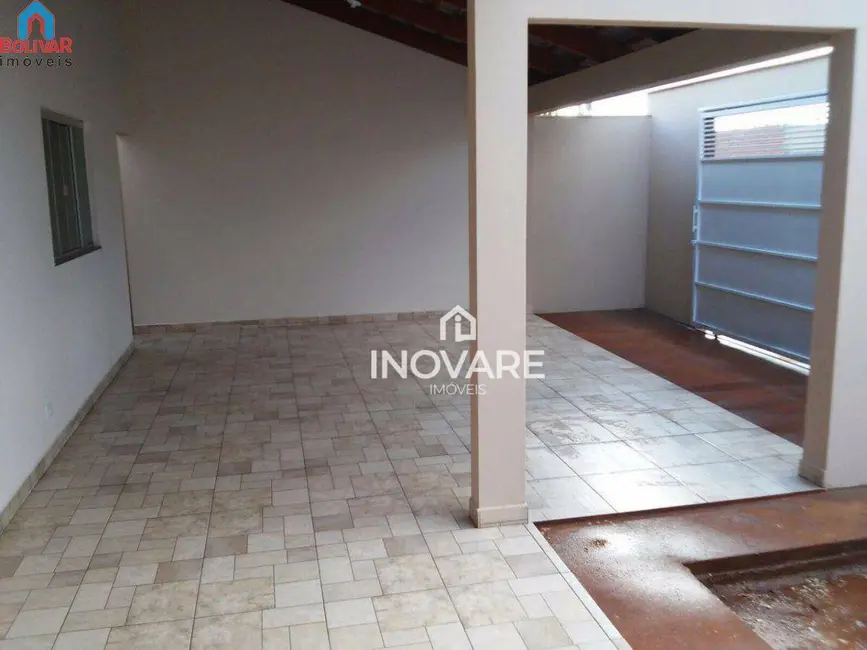 Casa com 3 quartos à venda, 250m2 em Cachoeira Dourada - GO - imagem 3 Foto 3 de Casa com 3 quartos à venda, 250m2 em Cachoeira Dourada - GO