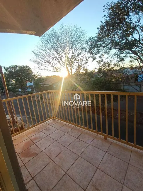 Apartamento com 3 quartos para alugar, 80m2 em Itumbiara - GO - imagem 4 Foto 4 de Apartamento com 3 quartos para alugar, 80m2 em Itumbiara - GO