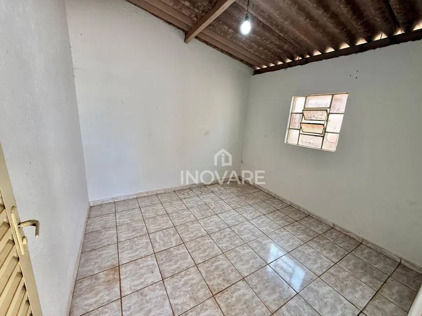 Foto 8 de Casa com 3 quartos à venda, 360m2 em Karfan, Itumbiara - GO