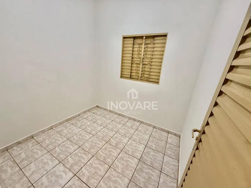 Foto 9 de Casa com 3 quartos à venda, 360m2 em Karfan, Itumbiara - GO