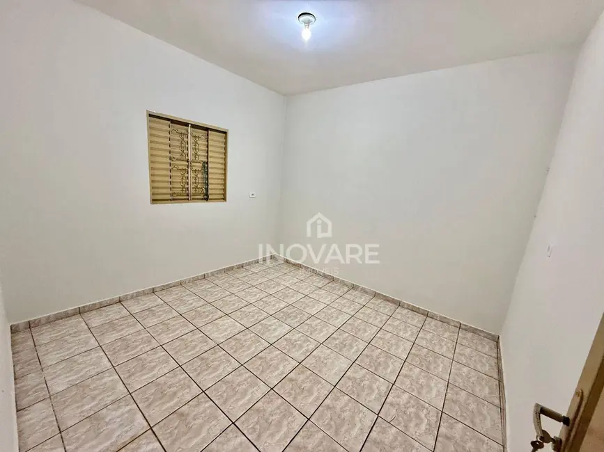 Foto 6 de Casa com 3 quartos à venda, 360m2 em Karfan, Itumbiara - GO