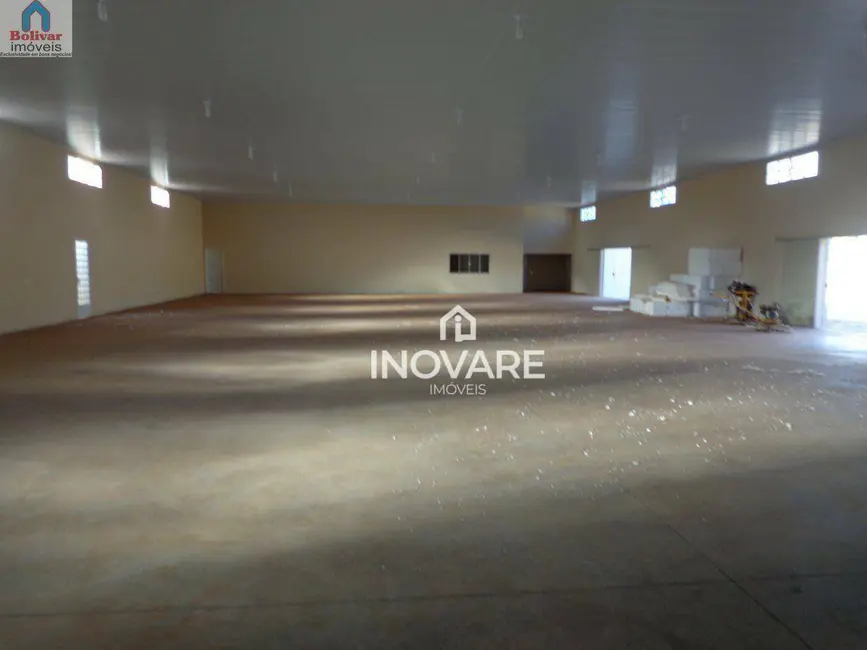 Armazém / Galpão para alugar, 700m2 em Vila Mutirão, Itumbiara - GO - imagem 2 Foto 2 de Armazém / Galpão para alugar, 700m2 em Vila Mutirão, Itumbiara - GO