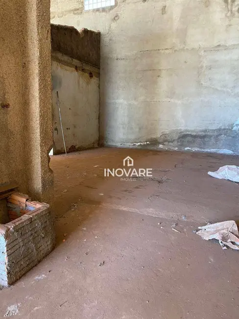 Armazém / Galpão para alugar, 1072m2 em Setor Bela Vista, Itumbiara - GO - imagem 6 Foto 6 de Armazém / Galpão para alugar, 1072m2 em Setor Bela Vista, Itumbiara - GO