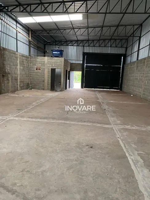 Armazém / Galpão à venda, 250m2 em Itumbiara - GO - imagem 4 Foto 4 de Armazém / Galpão à venda, 250m2 em Itumbiara - GO