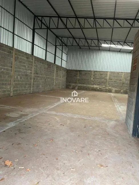 Foto 2 de Armazém / Galpão à venda, 250m2 em Itumbiara - GO