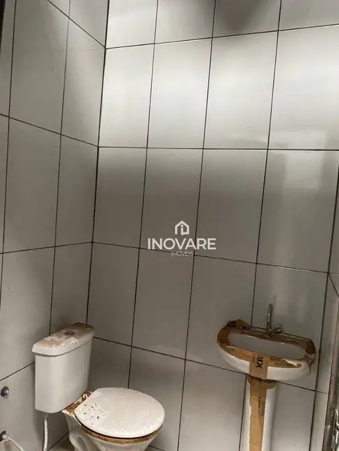 Armazém / Galpão à venda, 250m2 em Itumbiara - GO - imagem 5 Foto 5 de Armazém / Galpão à venda, 250m2 em Itumbiara - GO