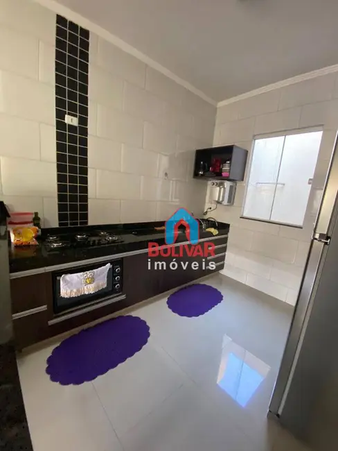 Casa com 2 quartos para alugar, 453m2 em Itumbiara - GO - imagem 6 Foto 6 de Casa com 2 quartos para alugar, 453m2 em Itumbiara - GO