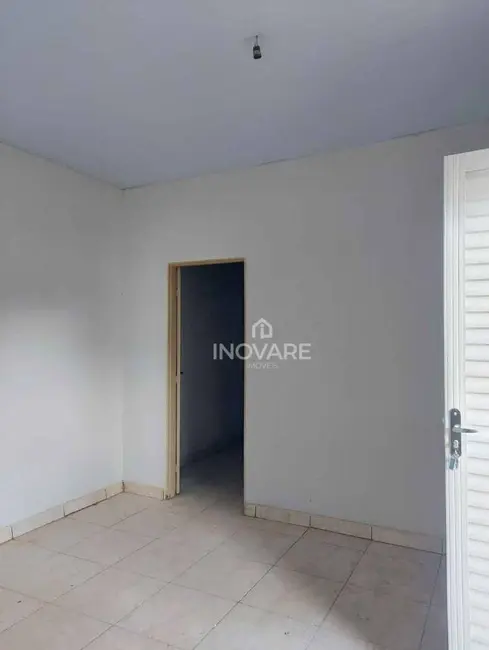 Foto 8 de Casa com 2 quartos à venda, 360m2 em Itumbiara - GO