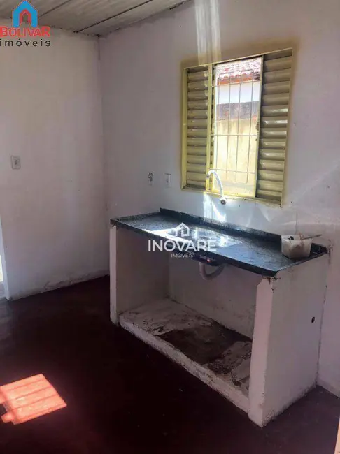 Foto 9 de Casa com 2 quartos à venda, 360m2 em Itumbiara - GO