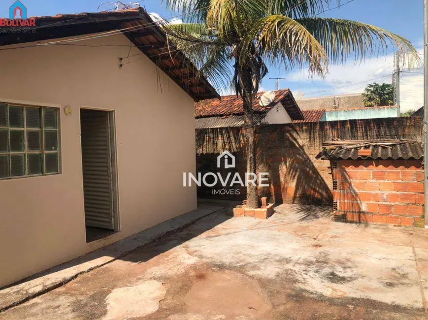 Foto 2 de Casa com 2 quartos à venda, 360m2 em Itumbiara - GO