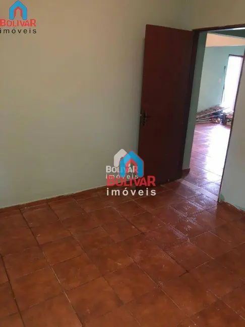 Foto 5 de Casa com 2 quartos à venda, 360m2 em Itumbiara - GO