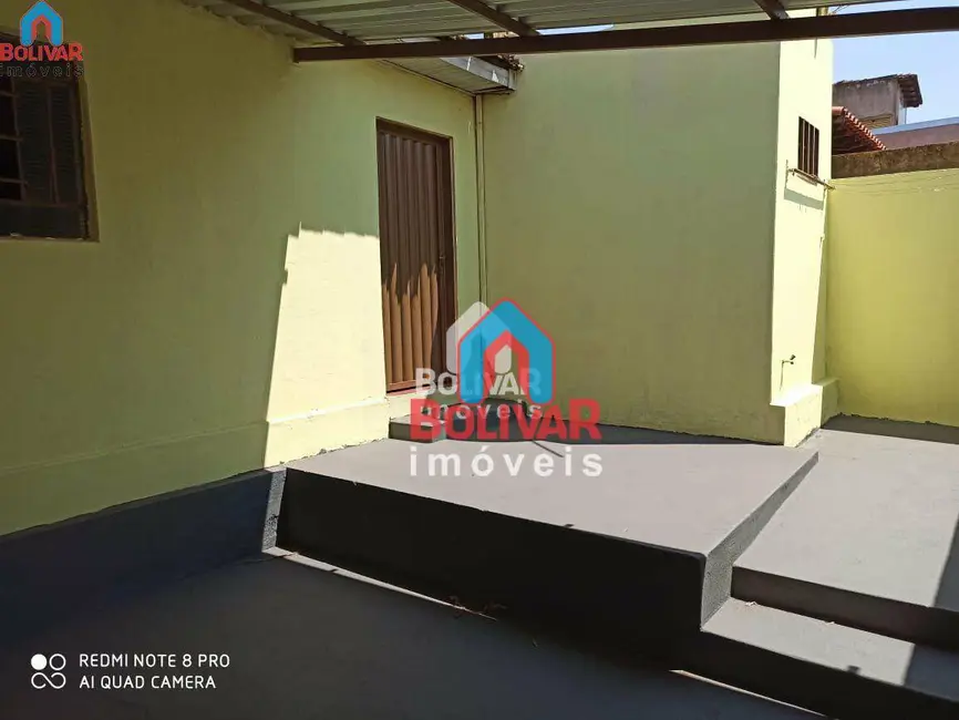 Foto 1 de Casa com 2 quartos para alugar, 100m2 em Itumbiara, GO