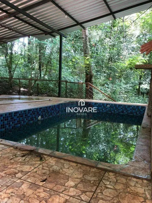 Sítio / Rancho com 3 quartos à venda, 2000m2 em Setor Anhanguera, Itumbiara - GO - imagem 7 Foto 7 de Sítio / Rancho com 3 quartos à venda, 2000m2 em Setor Anhanguera, Itumbiara - GO