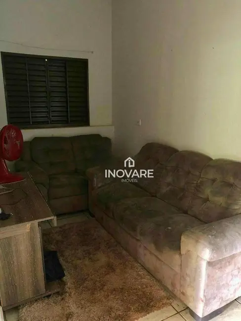 Sítio / Rancho com 3 quartos à venda, 2000m2 em Setor Anhanguera, Itumbiara - GO - imagem 5 Foto 5 de Sítio / Rancho com 3 quartos à venda, 2000m2 em Setor Anhanguera, Itumbiara - GO