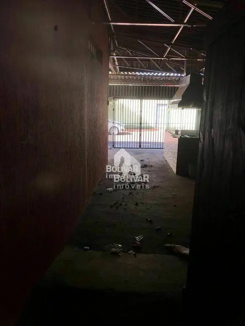 Foto 8 de Sala Comercial para alugar, 360m2 em Itumbiara - GO
