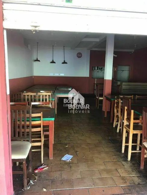 Foto 9 de Sala Comercial para alugar, 360m2 em Itumbiara - GO