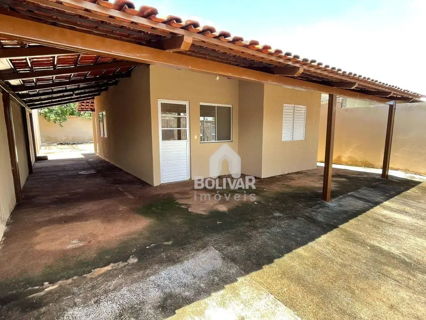 Casa com 2 quartos à venda, 250m2 em Portal dos Ipês, Itumbiara - GO - imagem 2 Foto 2 de Casa com 2 quartos à venda, 250m2 em Portal dos Ipês, Itumbiara - GO
