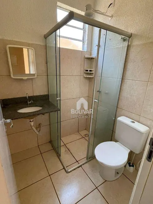 Casa com 2 quartos à venda, 250m2 em Portal dos Ipês, Itumbiara - GO - imagem 6 Foto 6 de Casa com 2 quartos à venda, 250m2 em Portal dos Ipês, Itumbiara - GO