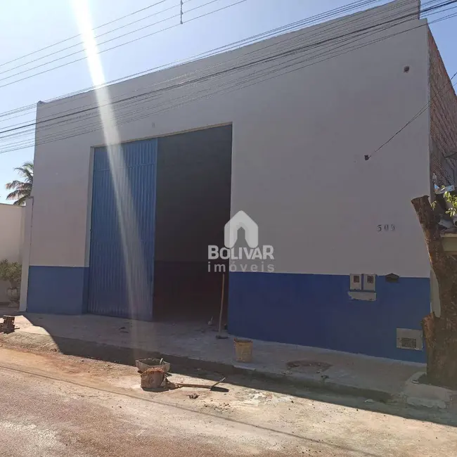 Foto 3 de Armazém / Galpão para alugar, 470m2 em Itumbiara - GO