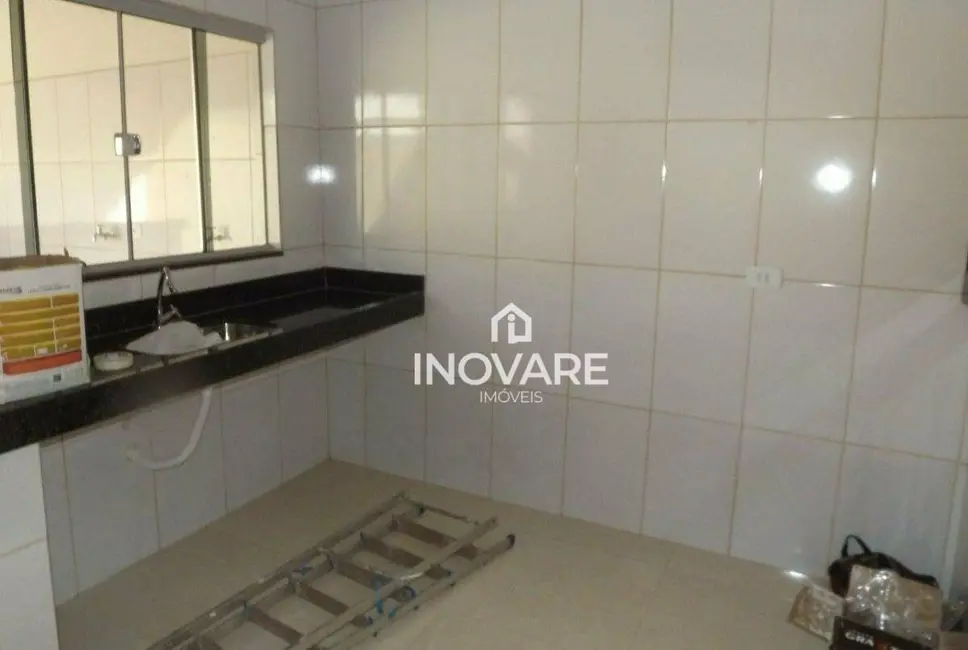 Casa com 3 quartos à venda, 270m2 em Itumbiara - GO - imagem 4 Foto 4 de Casa com 3 quartos à venda, 270m2 em Itumbiara - GO