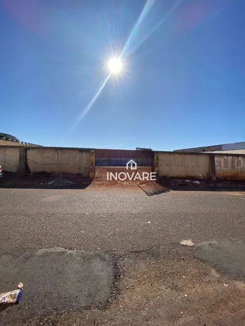Foto 1 de Sala Comercial para alugar, 1080m2 em Setor Rodoviário, Itumbiara - GO