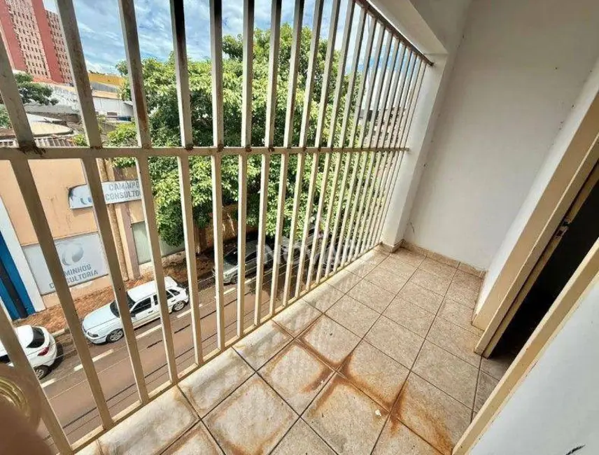 Foto 4 de Apartamento com 2 quartos para alugar, 90m2 em Itumbiara - GO