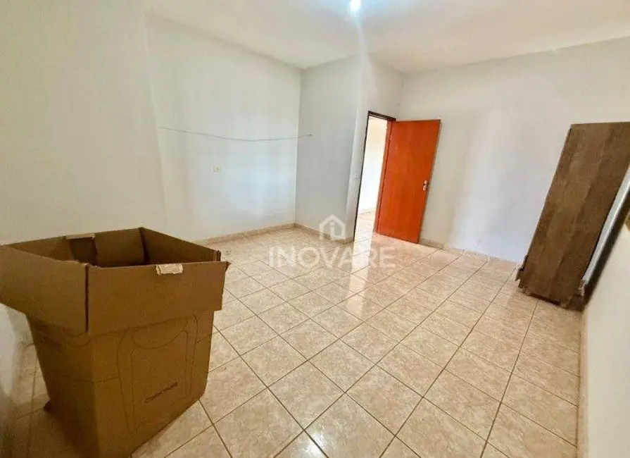 Foto 9 de Apartamento com 2 quartos para alugar, 90m2 em Itumbiara - GO