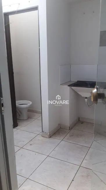 Apartamento com 2 quartos para alugar, 90m2 em Itumbiara - GO - imagem 8 Foto 8 de Apartamento com 2 quartos para alugar, 90m2 em Itumbiara - GO