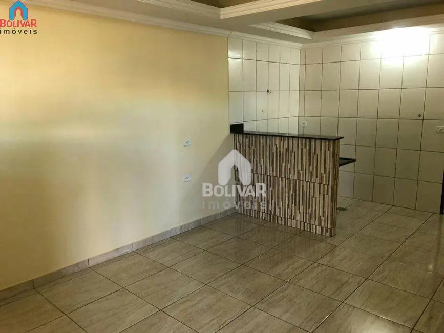 Casa com 2 quartos para alugar em Setor Anhanguera, Itumbiara - GO - imagem 3 Foto 3 de Casa com 2 quartos para alugar em Setor Anhanguera, Itumbiara - GO