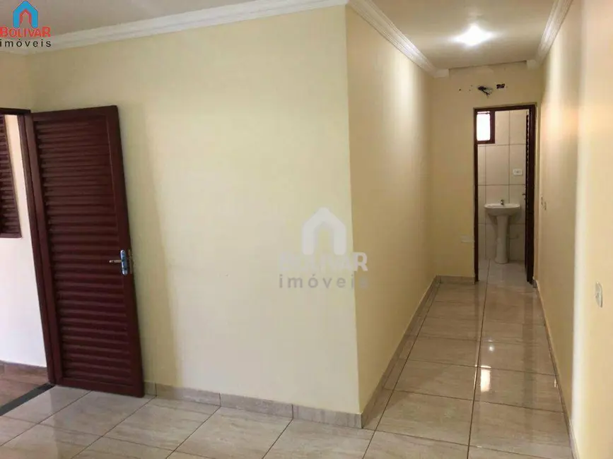 Casa com 2 quartos para alugar em Setor Anhanguera, Itumbiara - GO - imagem 2 Foto 2 de Casa com 2 quartos para alugar em Setor Anhanguera, Itumbiara - GO